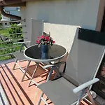 Vrh Apartment *